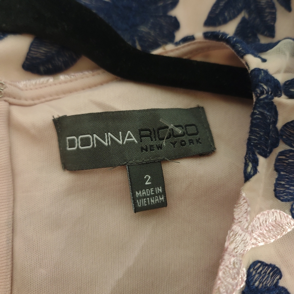 Donna Ricco NWT Navy Pink Floral Dress Size 2 - Picture 3 of 5